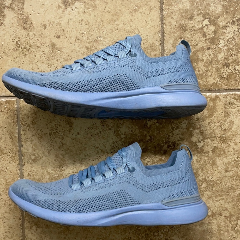 APL Brand- TechLoom Breeze, Lt Blue, W 9.5